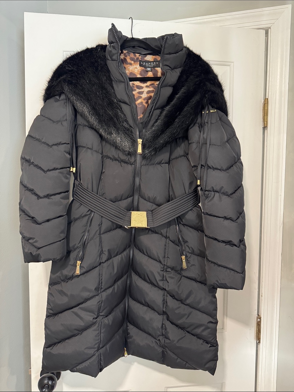 Laundry By Shelli Segal Black Quilted Puffer Coat with Faux Fur Collar